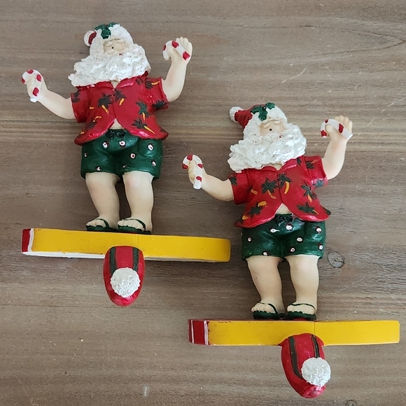 🎅 Christmas “Surfing with Santa” Stocking Holder Figurine Set – Preowned, Great - Picture 10 of 16